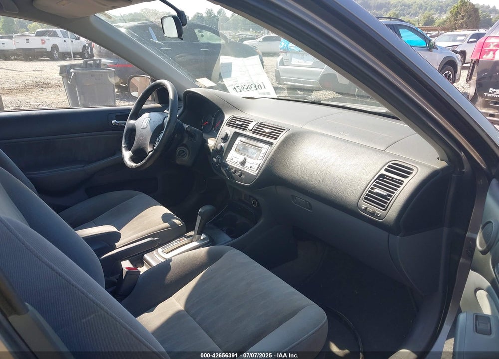 2005 HONDA CIVIC LX VIN: 2HGES16525H560700