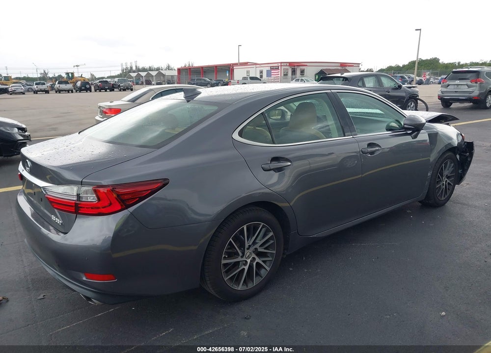 2018 LEXUS ES350 VIN: 58ABK1GG0JU113070