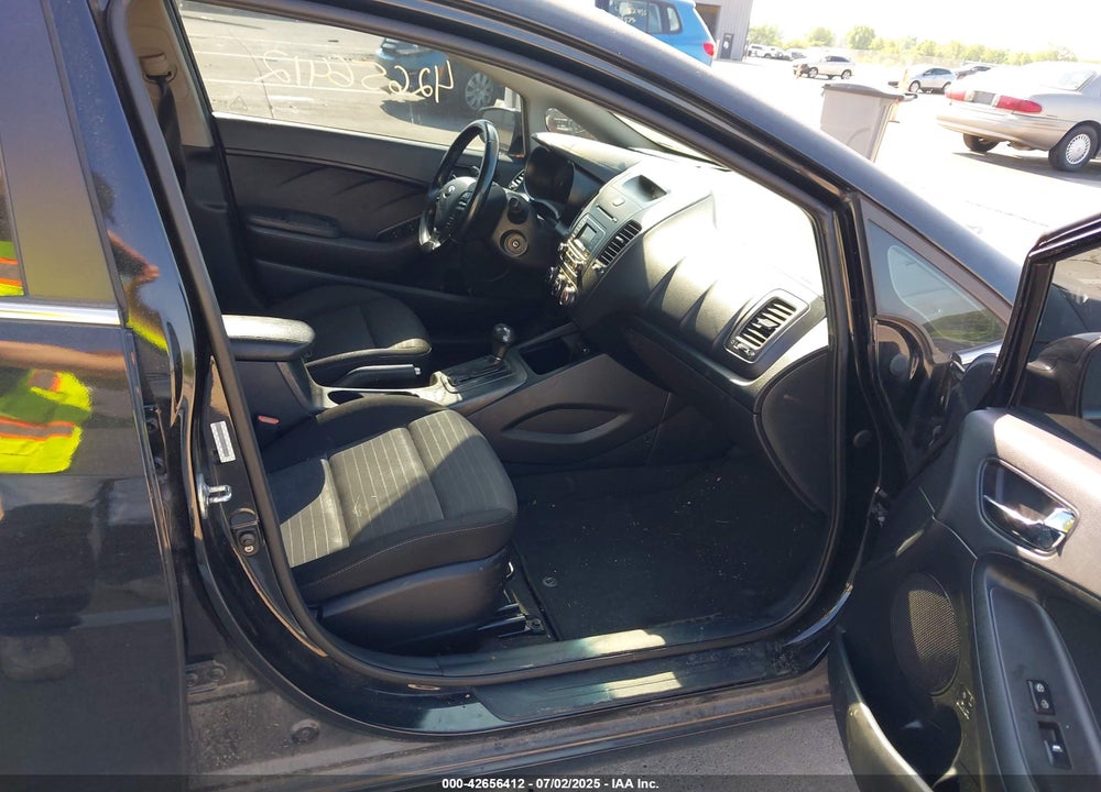 2015 KIA FORTE VIN: KNAFX5A85F5372305