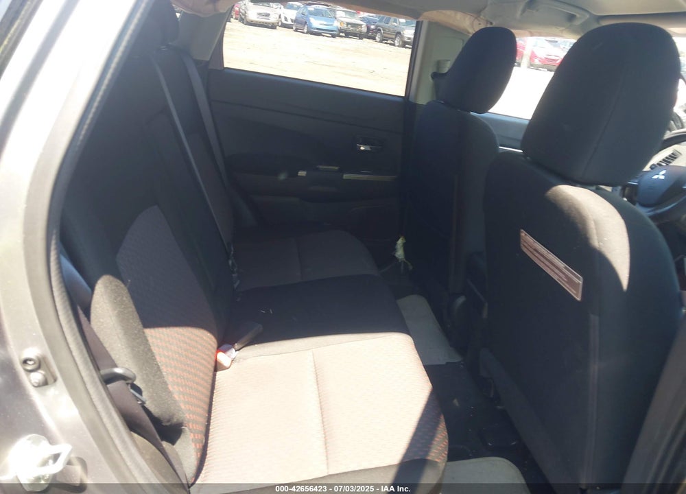 2018 MITSUBISHI OUTLANDER SPORT VIN: JA4AP3AU8JZ006090
