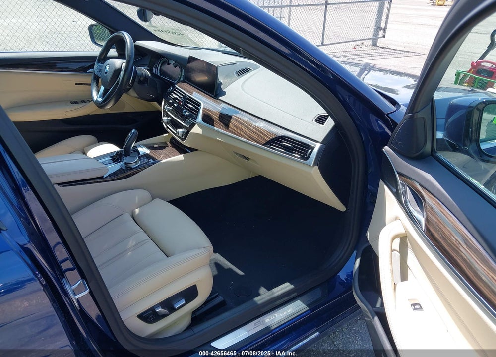 2019 BMW 540I VIN: WBAJE5C51KBM76742