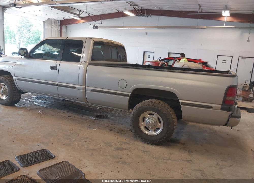 2002 DODGE RAM 2500 ST VIN: 3B7KC23692M204727