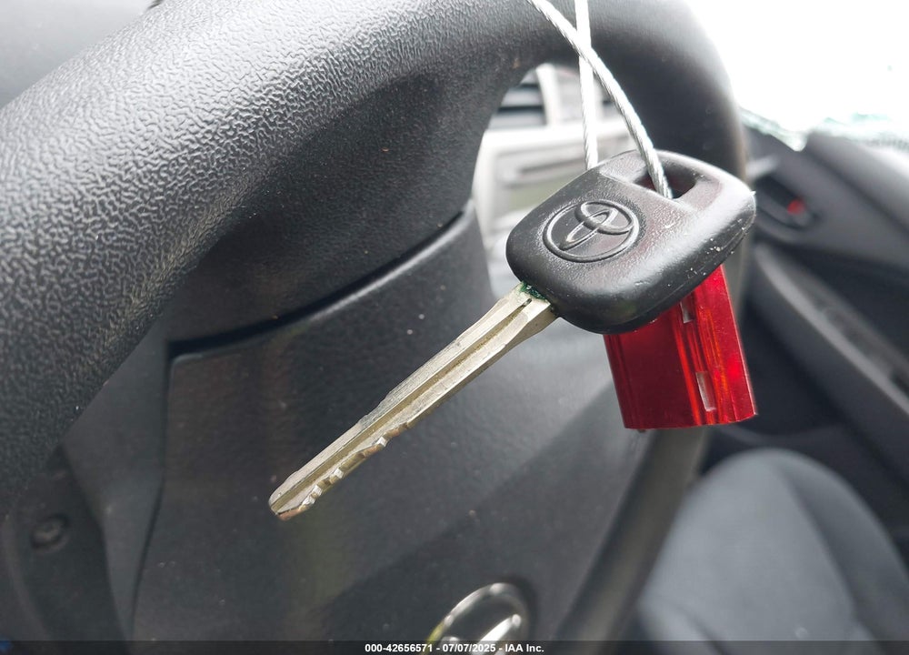 2012 TOYOTA YARIS VIN: JTDBT4K31CL031873