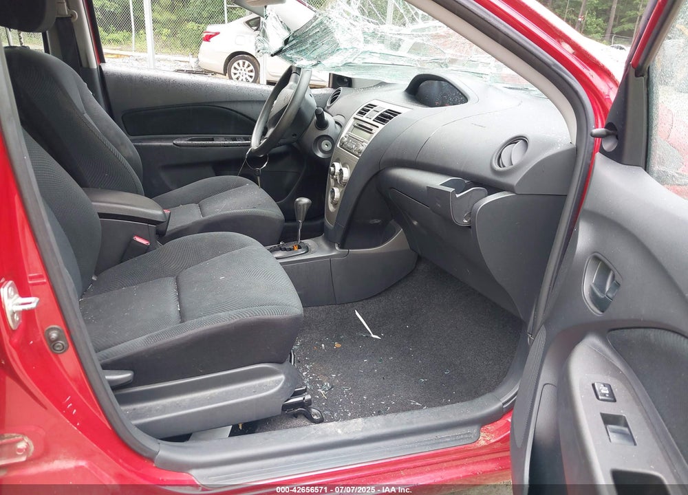 2012 TOYOTA YARIS VIN: JTDBT4K31CL031873