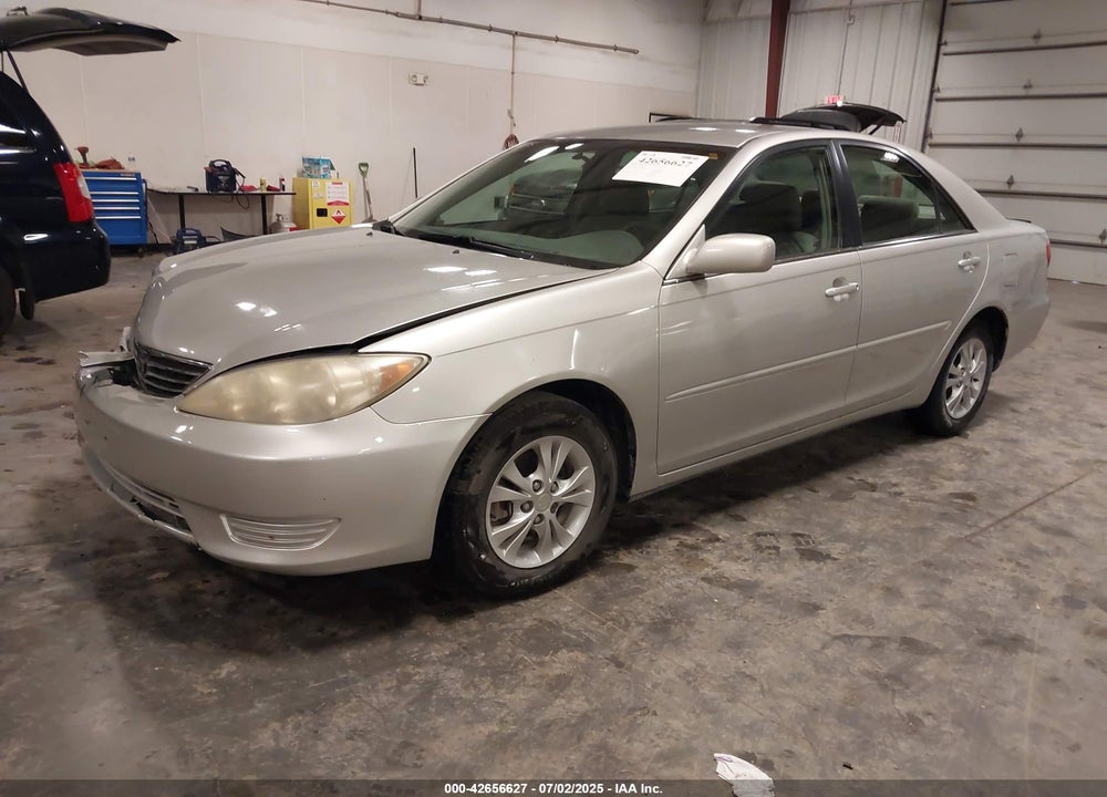2005 TOYOTA CAMRY VIN: 4T1BF32K85U590239