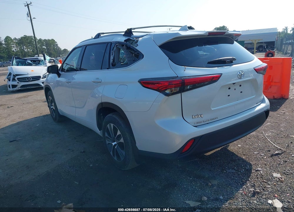 2022 TOYOTA HIGHLANDER VIN: 5TDHZRBH6NS172134