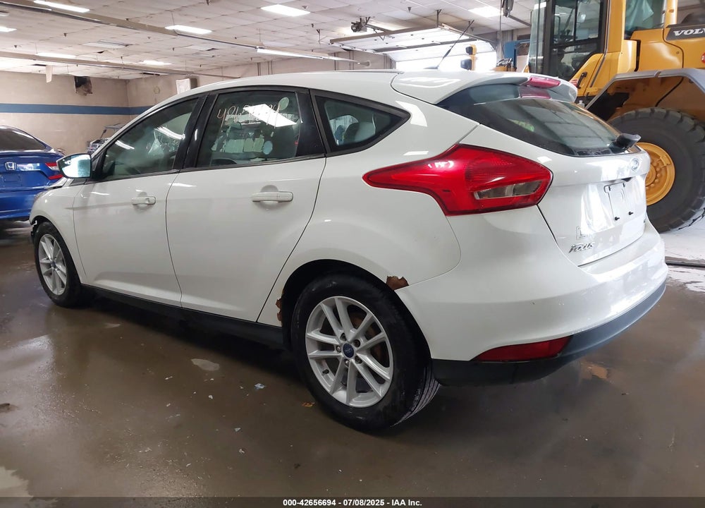 2018 FORD FOCUS SE VIN: 1FADP3K22JL237026