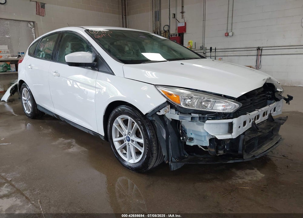 2018 FORD FOCUS SE VIN: 1FADP3K22JL237026