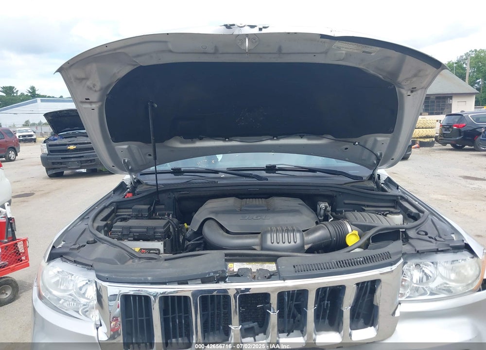 2011 JEEP GRAND CHEROKEE LAREDO VIN: 1J4RR4GG3BC734683