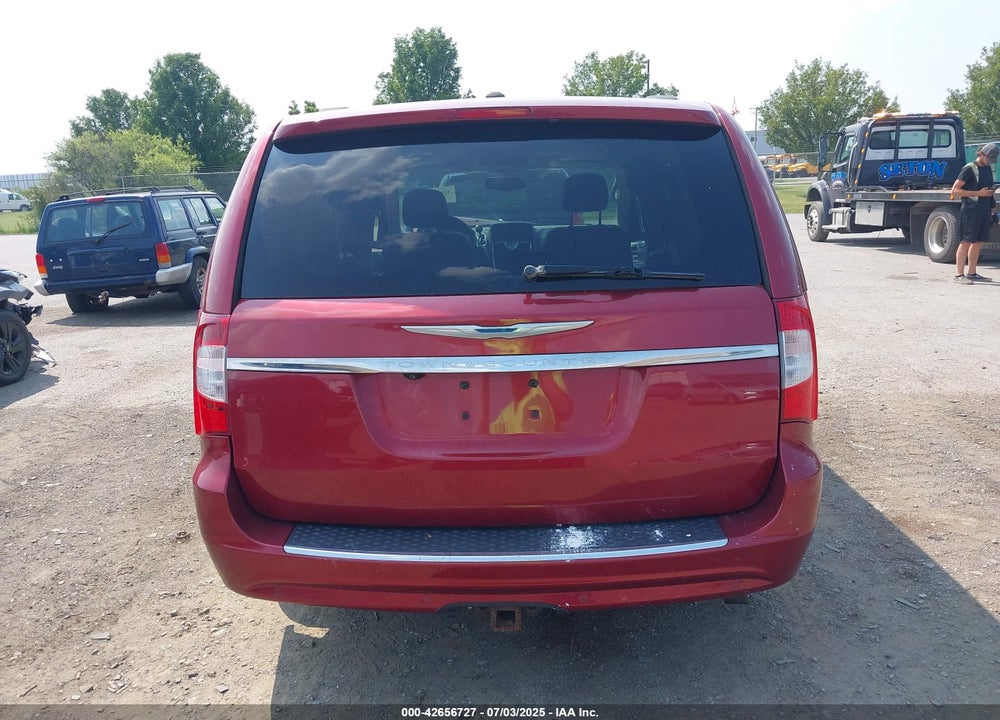 2016 CHRYSLER TOWN & COUNTRY TOURING-L ANNIVERSARY EDITION VIN: 2C4RC1CG2GR208152