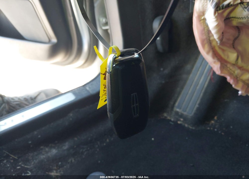 2014 LINCOLN MKZ HYBRID VIN: 3LN6L2LU5ER822663