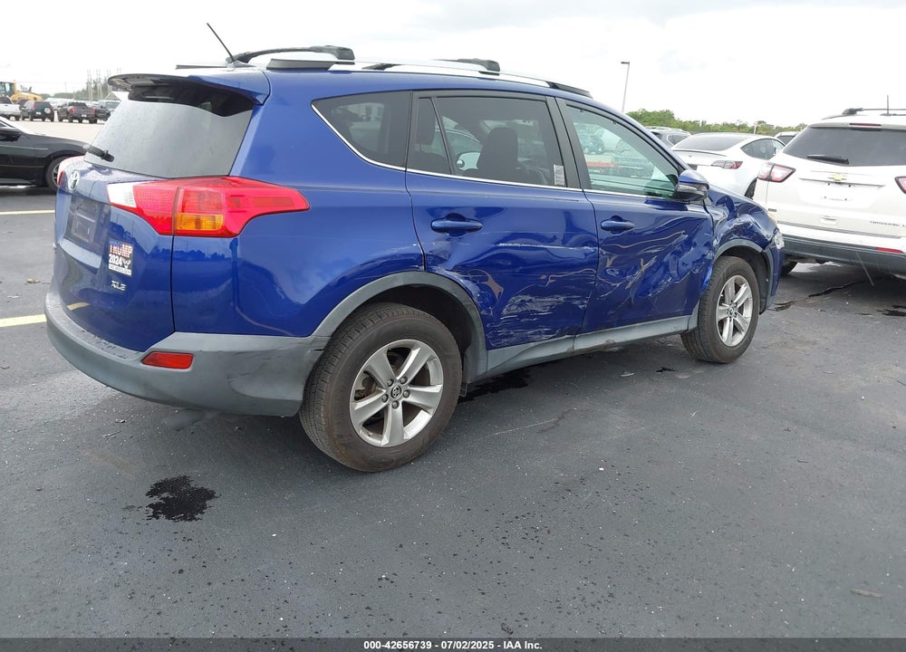 2015 TOYOTA RAV4 VIN: 2T3WFREV7FW198095