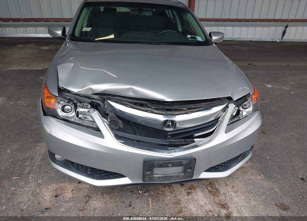 2014 ACURA ILX 2.0L VIN: 19VDE1F55EE007660