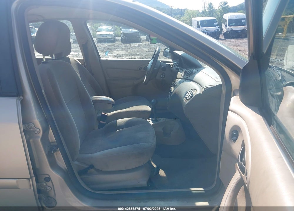 2002 FORD FOCUS SE VIN: 1FAFP34P72W329783
