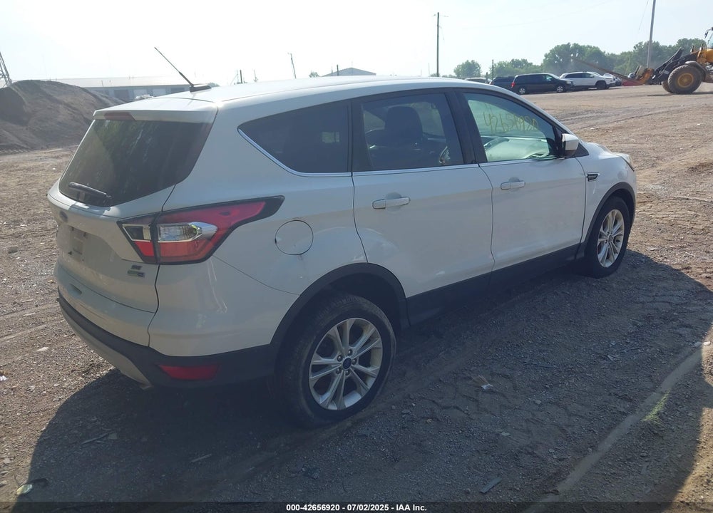 2017 FORD ESCAPE VIN: 1FMCU9GD7HUA32880