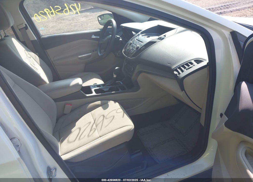 2017 FORD ESCAPE VIN: 1FMCU9GD7HUA32880