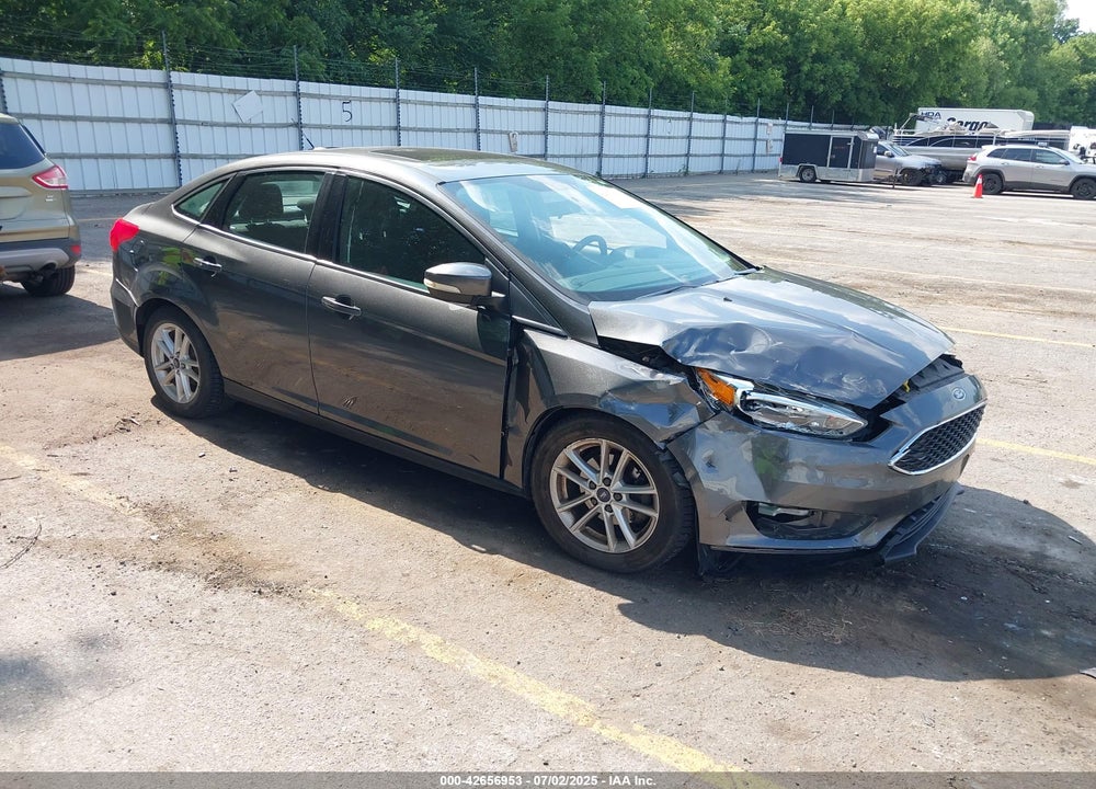 2016 FORD FOCUS SE VIN: 1FADP3F28GL270325
