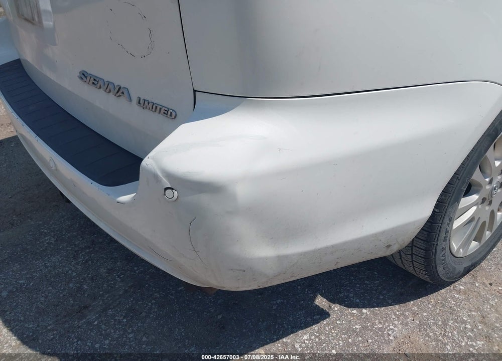 2010 TOYOTA SIENNA VIN: 5TDYK4CC3AS324956