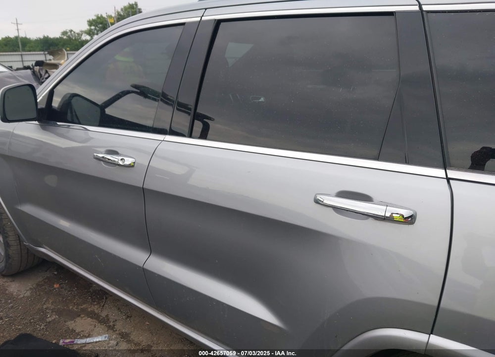 2017 JEEP GRAND CHEROKEE VIN: 1C4RJFCG0HC749813