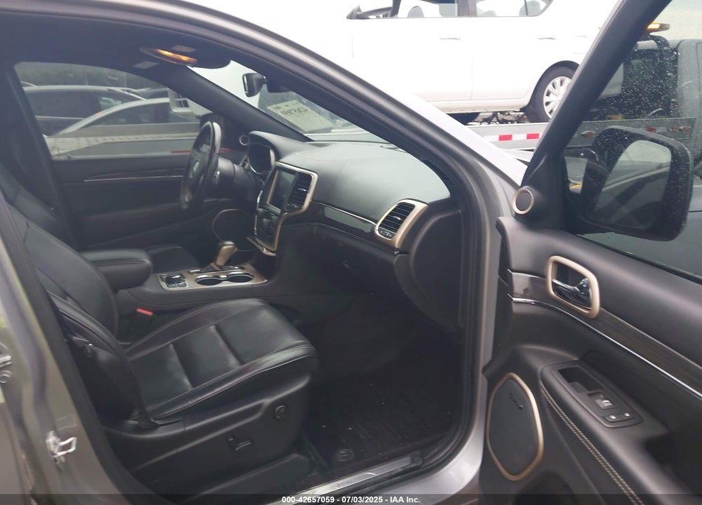 2017 JEEP GRAND CHEROKEE VIN: 1C4RJFCG0HC749813