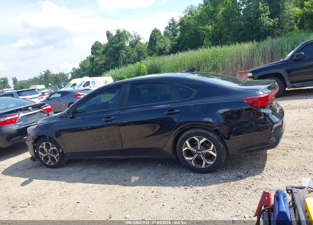 2019 KIA FORTE VIN: 3KPF24AD9KE131628