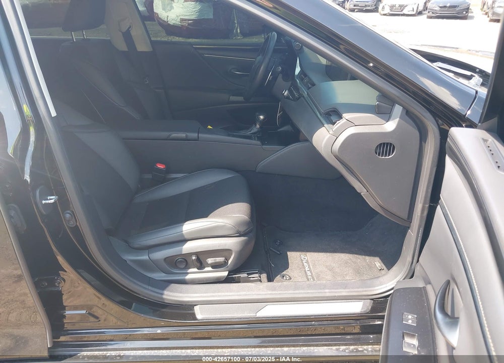 2021 LEXUS ES 250 VIN: 58AC11D1XMU001601