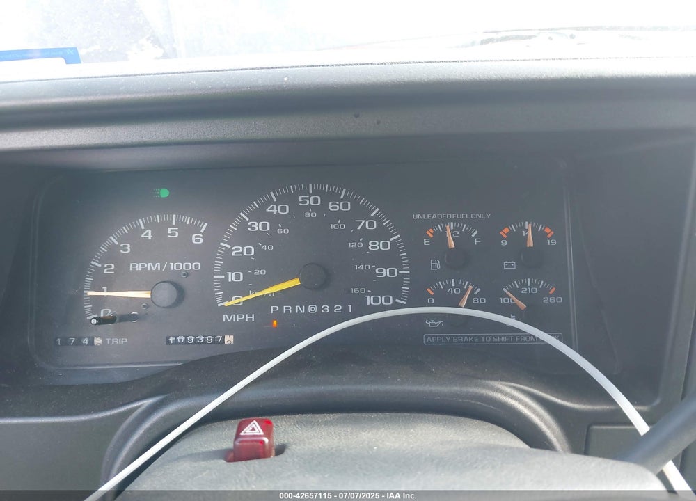 1997 CHEVROLET SUBURBAN C2500 VIN: 3GNGC26JXVG186125