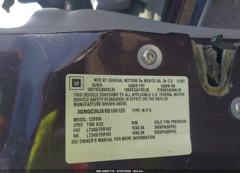 1997 CHEVROLET SUBURBAN C2500 VIN: 3GNGC26JXVG186125