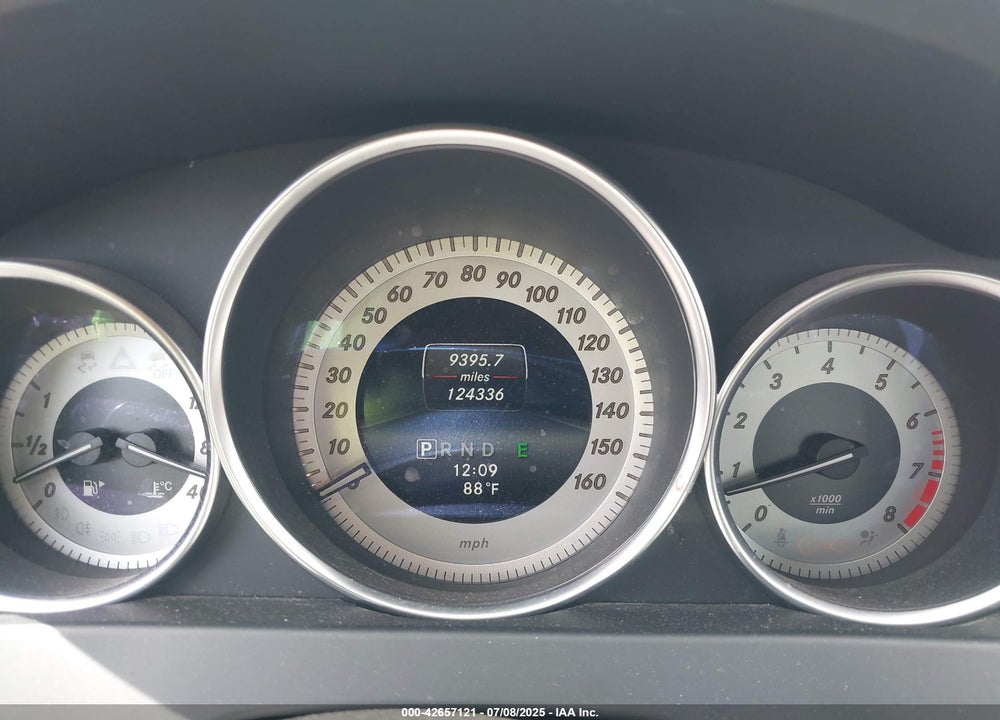 2014 MERCEDES-BENZ C CLASS VIN: WDDGF8AB5ER318796