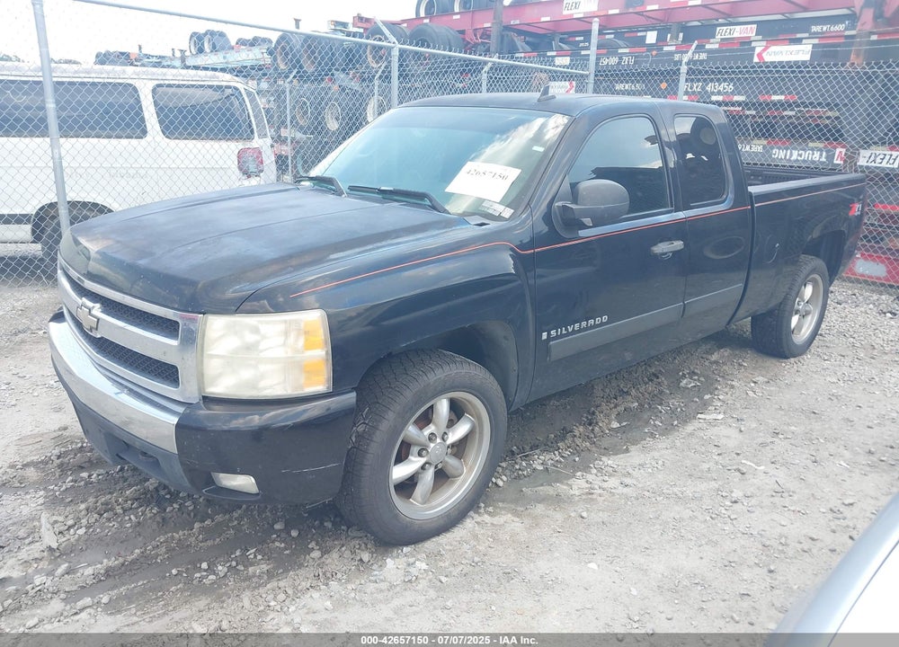 2007 CHEVROLET SILVERADO 1500 VIN: 1GCEK19027Z607970