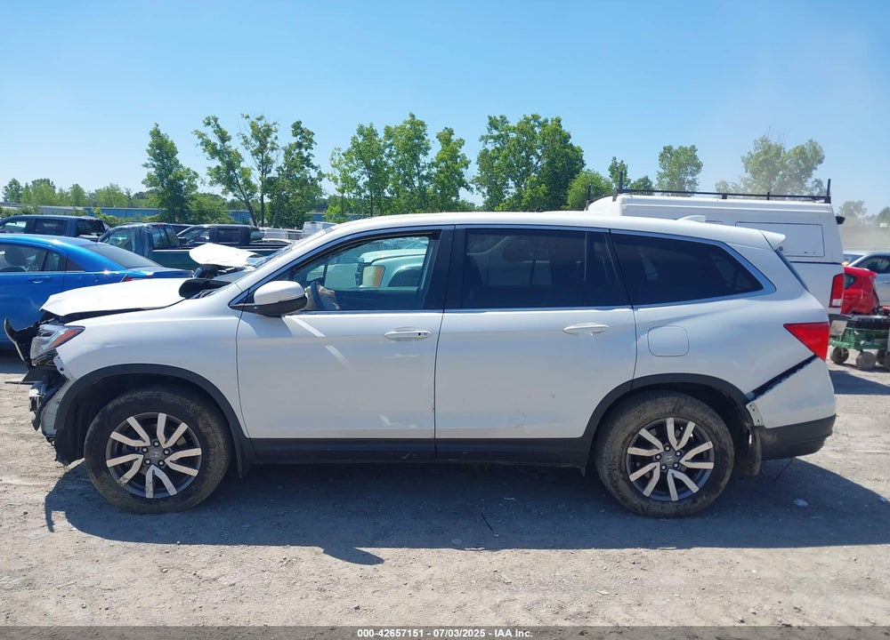2021 HONDA PILOT VIN: 5FNYF6H51MB058615