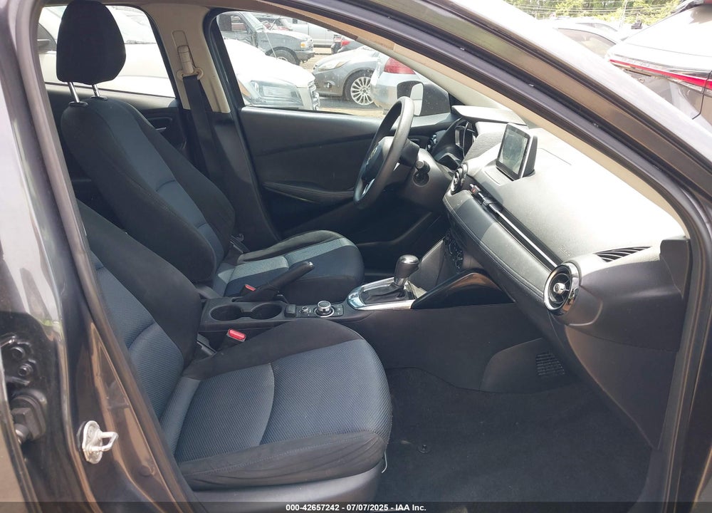 2016 SCION IA VIN: 3MYDLBZV3GY124316