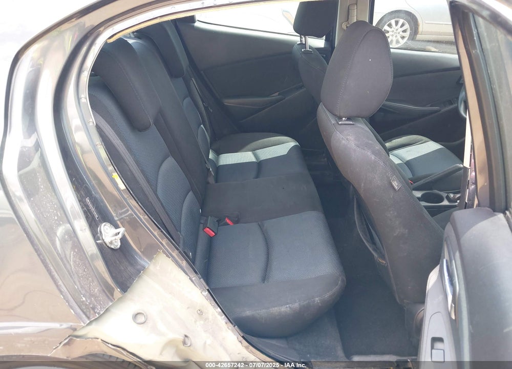 2016 SCION IA VIN: 3MYDLBZV3GY124316