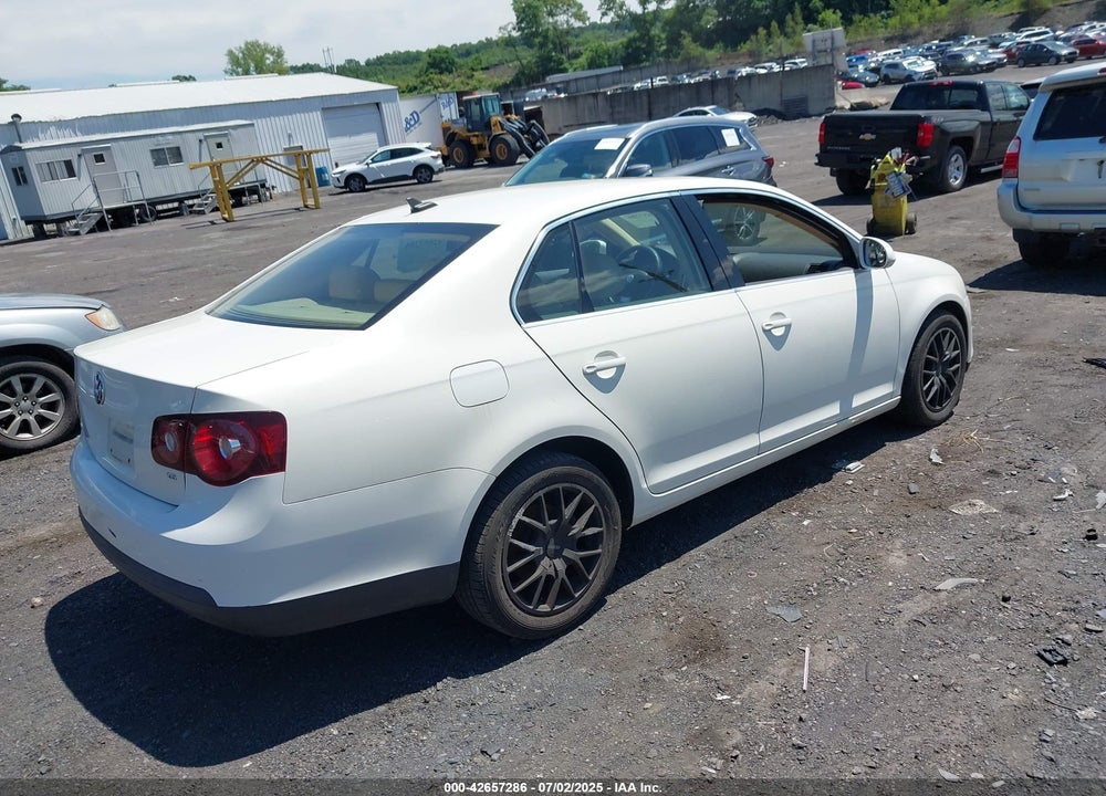 2008 VOLKSWAGEN JETTA SE/SEL VIN: 3VWRM71K38M078329