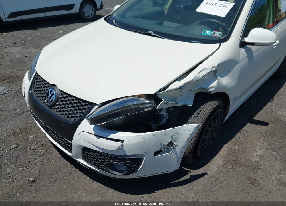 2008 VOLKSWAGEN JETTA SE/SEL VIN: 3VWRM71K38M078329