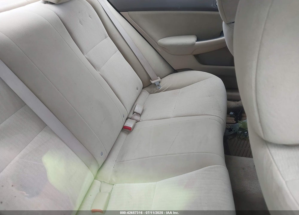 2005 HONDA ACCORD 2.4 DX VIN: 1HGCM56125A128967