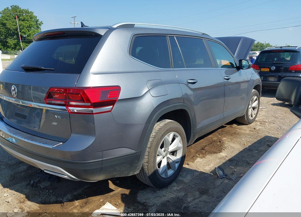 2019 VOLKSWAGEN ATLAS VIN: 1V2WR2CA4KC620074