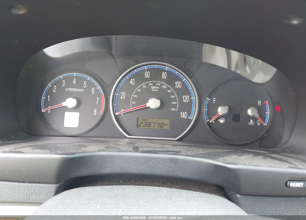2007 HYUNDAI SANTA FE VIN: 5NMSG13D17H086678