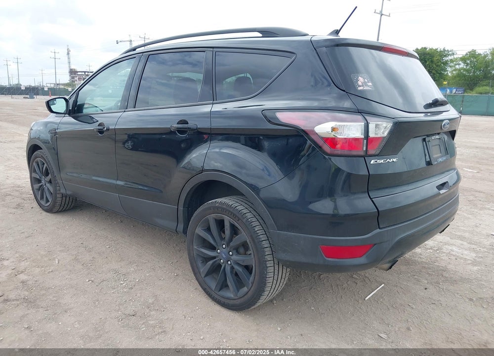 2018 FORD ESCAPE VIN: 1FMCU0GD0JUA71716