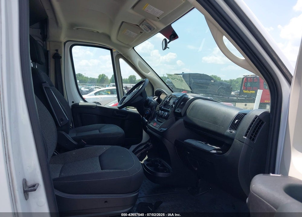 2018 RAM PROMASTER 2500 VIN: 3C6TRVDG3JE147615