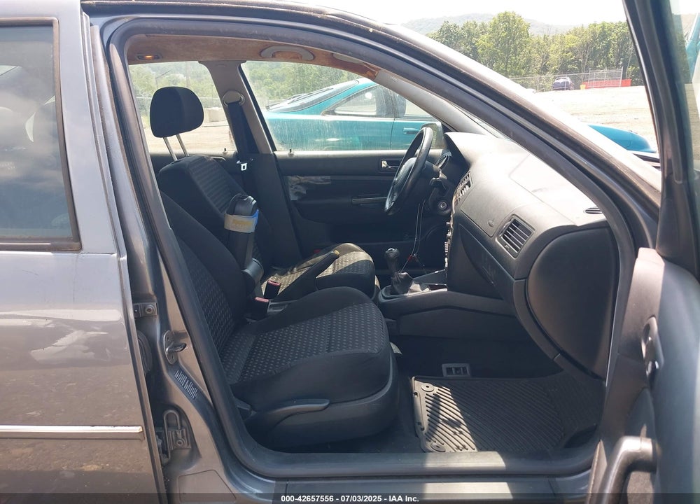 2004 VOLKSWAGEN JETTA GL TDI VIN: 3VWRR69M04M128597