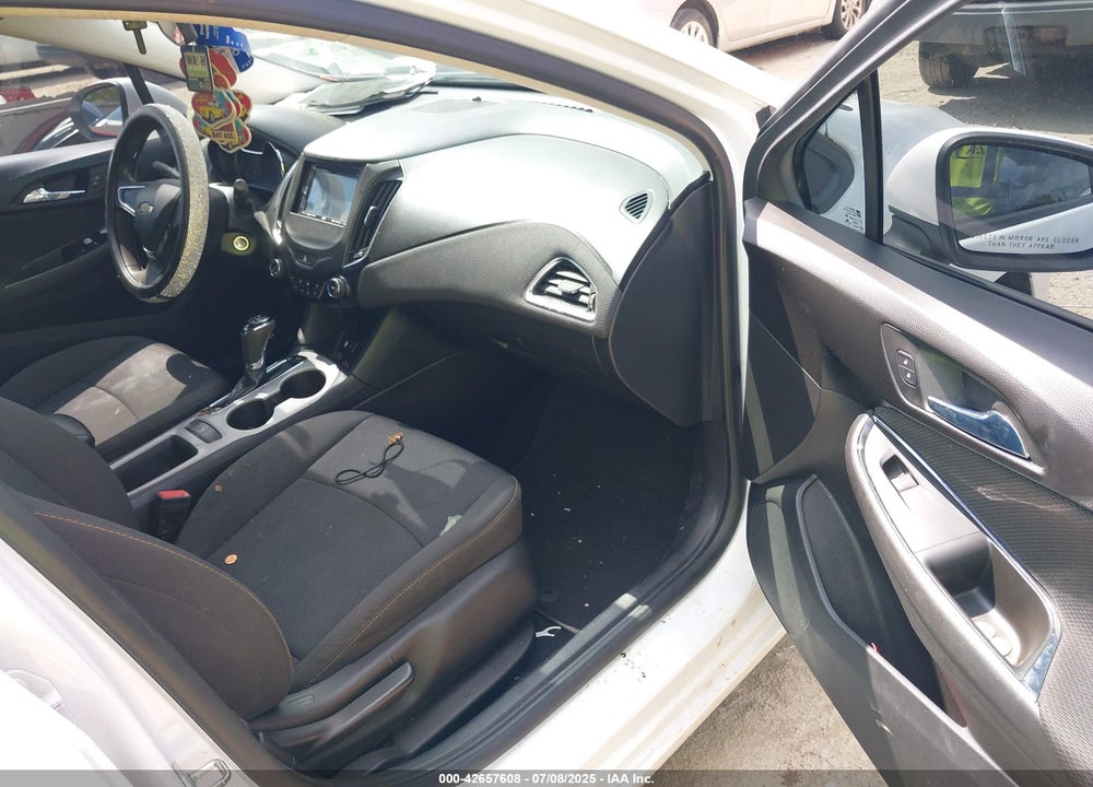 2017 CHEVROLET CRUZE VIN: 1G1BC5SM7H7154696