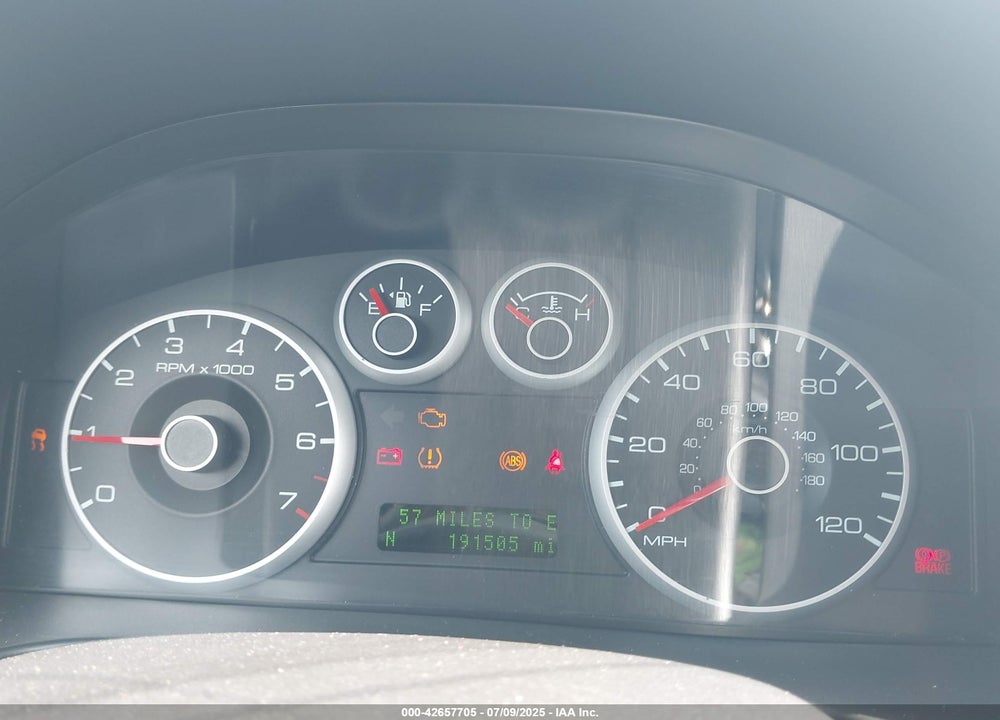 2009 FORD FUSION VIN: 3FAHP08109R107886
