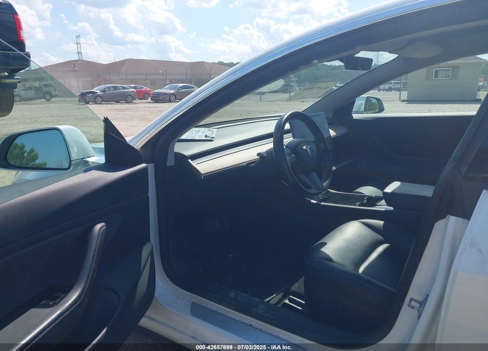 2018 TESLA MODEL 3 VIN: 5YJ3E1EB1JF128376