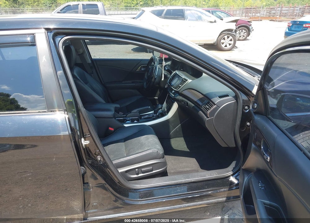 2016 HONDA ACCORD EX-L VIN: 1HGCR2F94GA009312