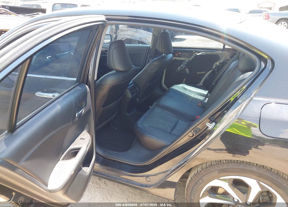 2016 HONDA ACCORD EX-L VIN: 1HGCR2F94GA009312