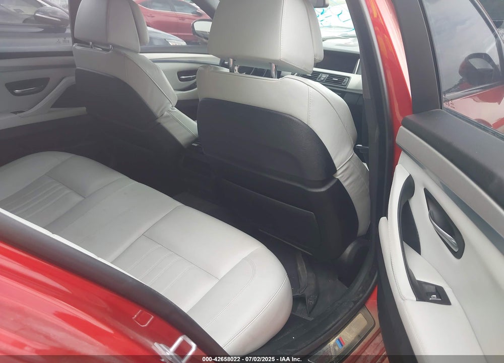 2015 BMW M5 VIN: WBSFV9C54FD594268