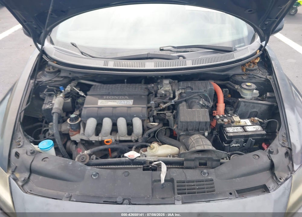 2011 HONDA CR-Z VIN: JHMZF1D65BS008630