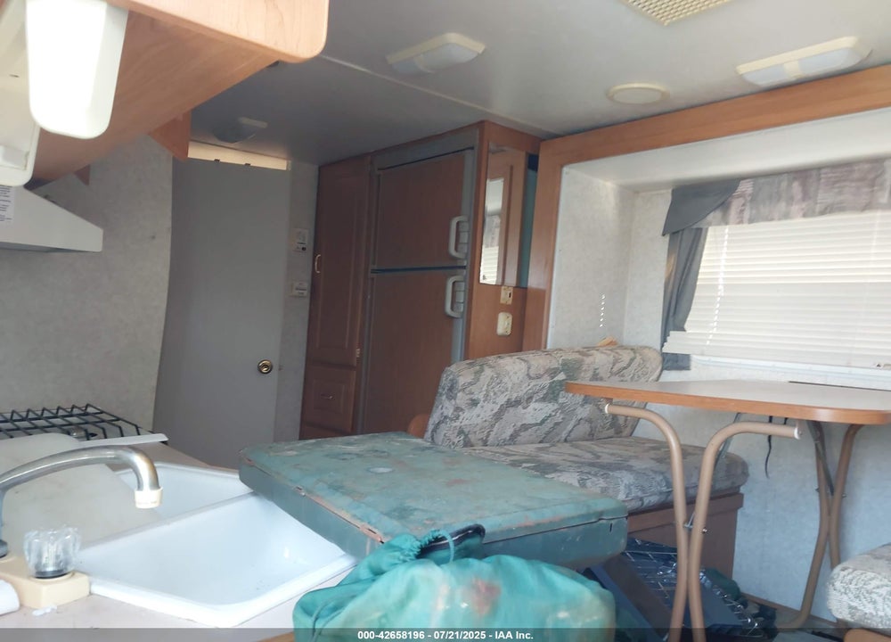 2003 COLEMAN CAMPER TRAILER VIN: 4CT103L2837203011