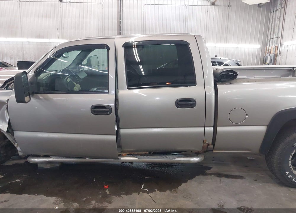 2003 CHEVROLET SILVERADO 2500HD LS VIN: 1GCHK23153F149356